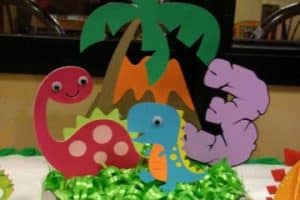 imagenes de centros de mesa de dinosaurios para niños