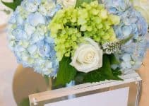 centros de mesa con hortensias azules elegantes para bodas