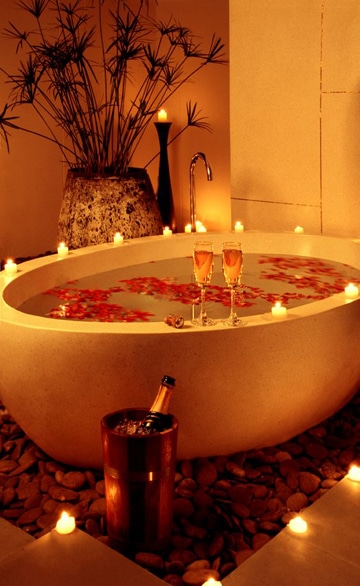 decoraciones romanticas para hombres bañera