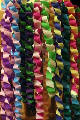 cadenas de papel crepe de colores