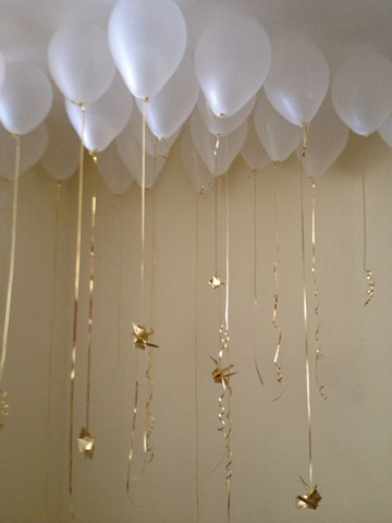 decoracion de globos para bautizo de niño super facil