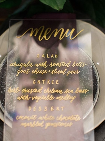 ejemplos de menus para bodas en acrilico