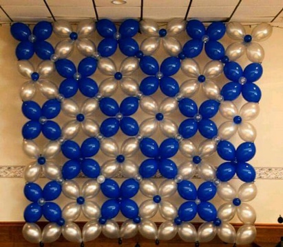 adornos de salon con globos para graduacion