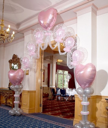 arcos de globos para 15 años decoracion salon