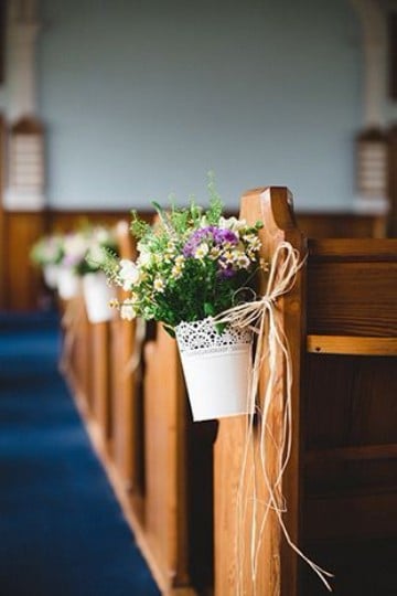 arreglos florales para iglesia xv años sencillo