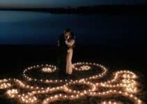 ideas decorativas para bodas en la playa de noche