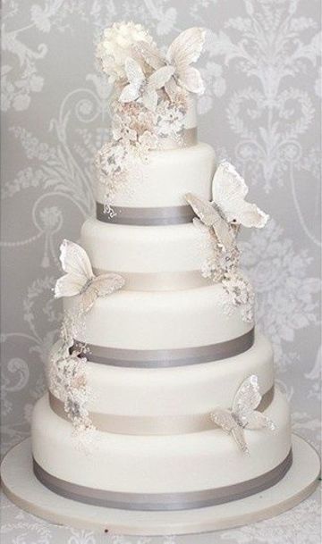 diseños de pasteles para boda con decoracion de mariposas
