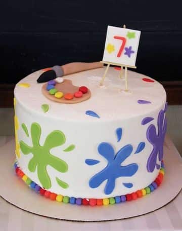 tortas para niñas de 7 años con tema de artista