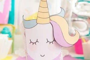 cartulinas decoradas para cumpleaños de unicornio
