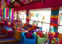decoracion de colores para fiestas divertidas y llamativas