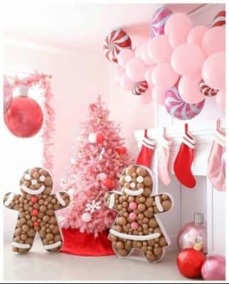 bonita decoracion navideña con globos