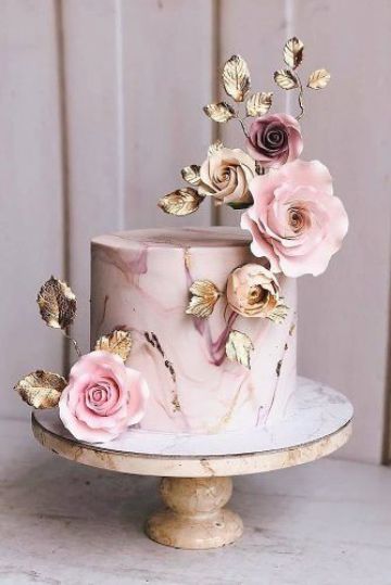 tortas de flores para cumpleaños sencilla