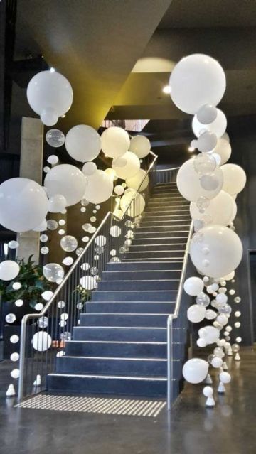 arreglos de globos para cumpleaños con luces