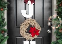 te mostramos como hacer decoraciones navideñas para puertas
