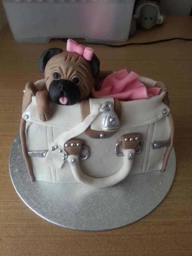 torta en forma de perro