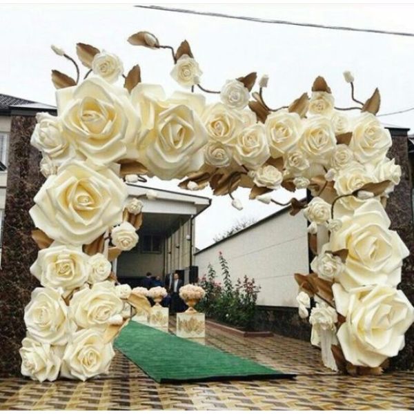 adornos para boda civil con papel grandes flores