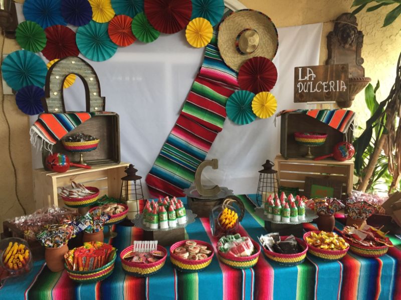 fiesta mexicana para hombre mesas de dulces